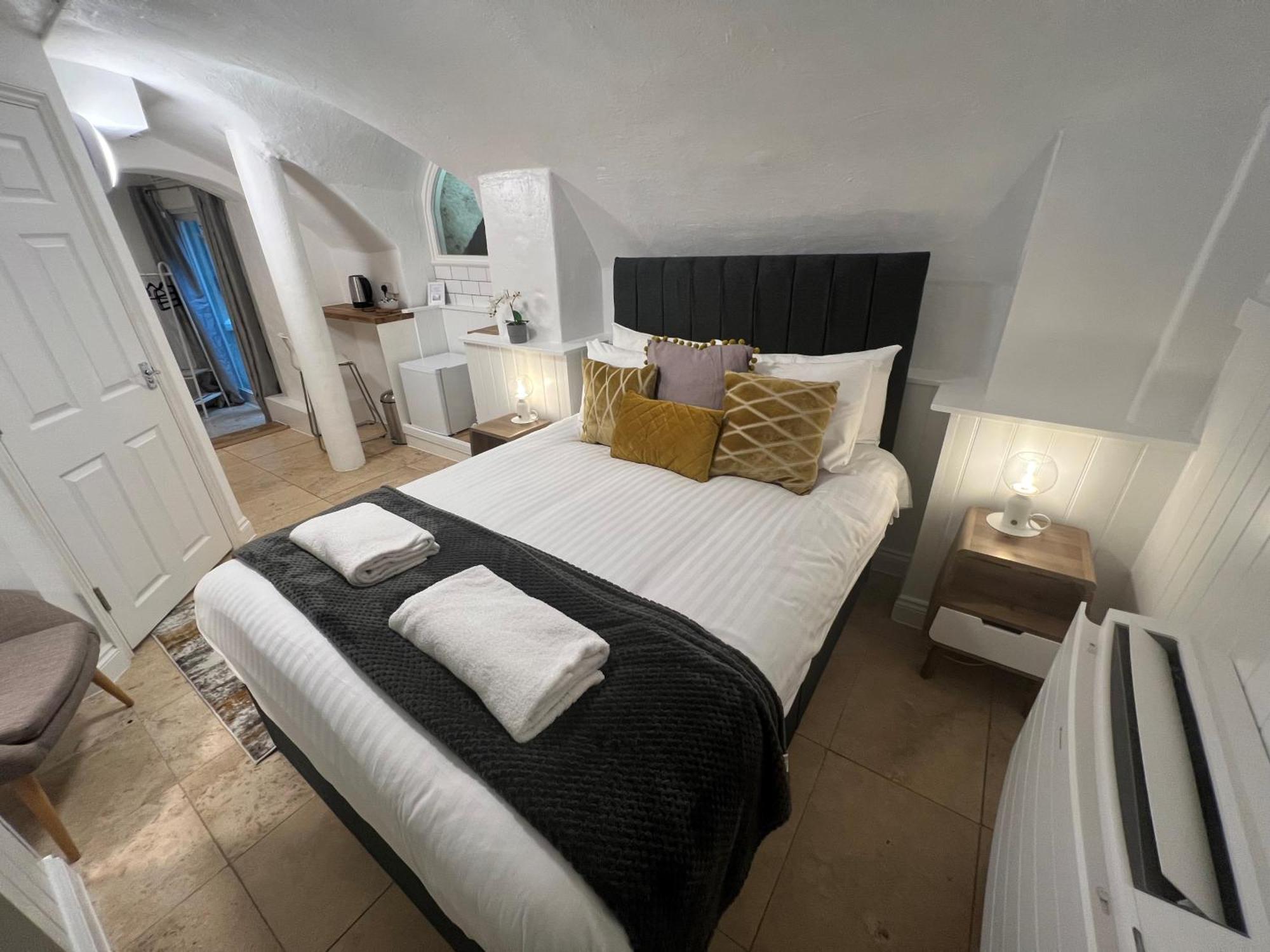 4 Berkeley Square I Your Apartment Bristol Kamer foto