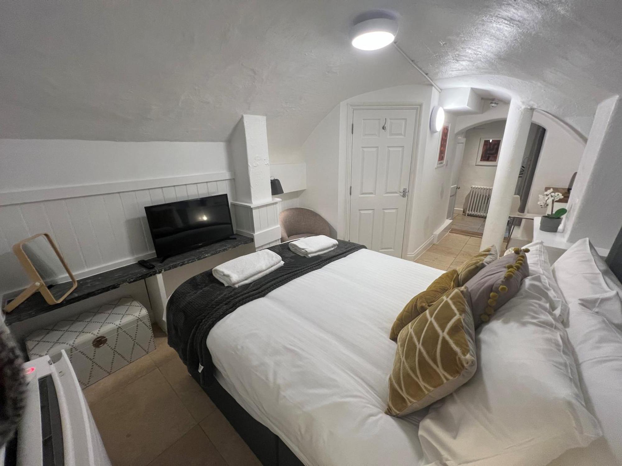 4 Berkeley Square I Your Apartment Bristol Kamer foto